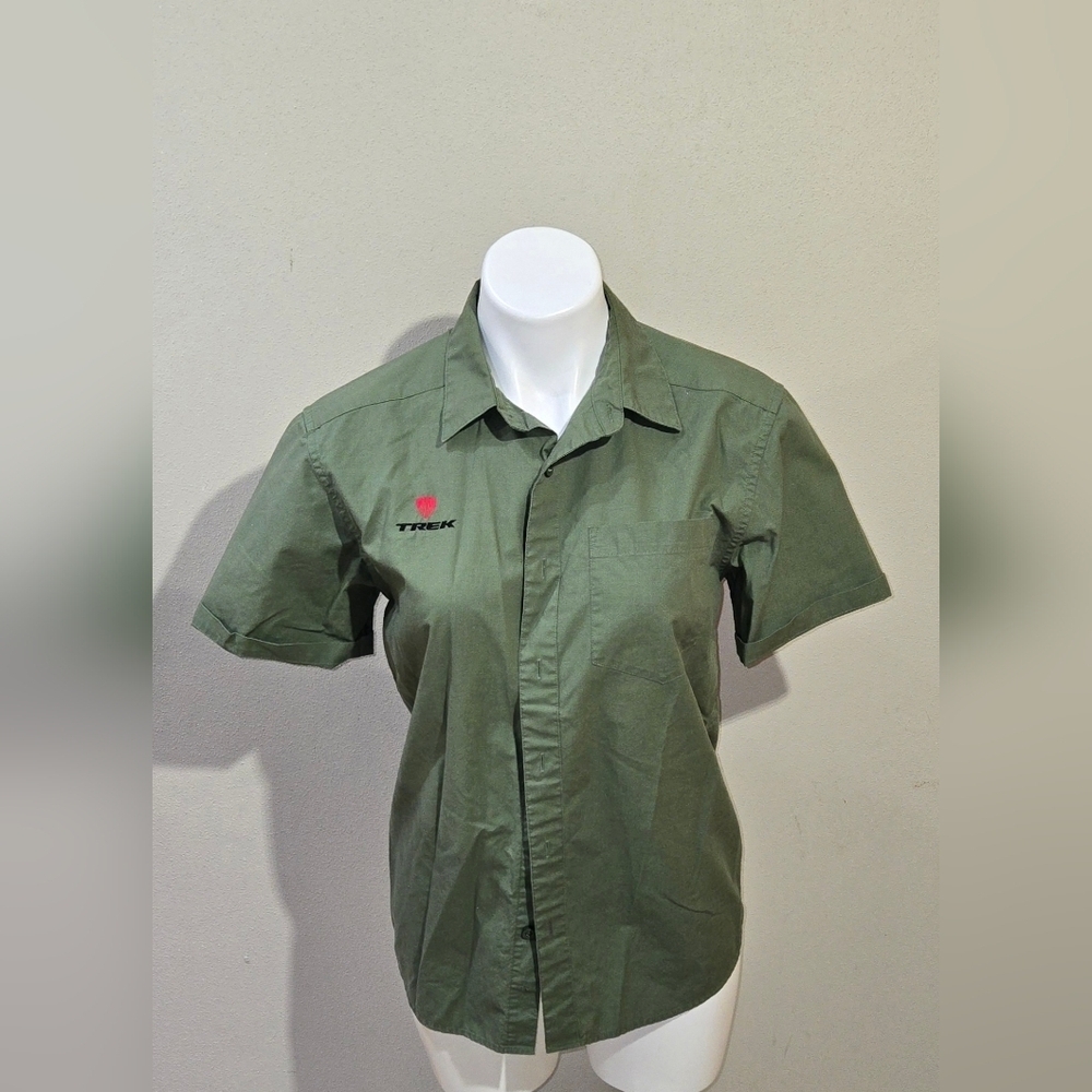 Patagonia Organic Cotton Button Down Casual Shirt With Trek Logo Green Women’s